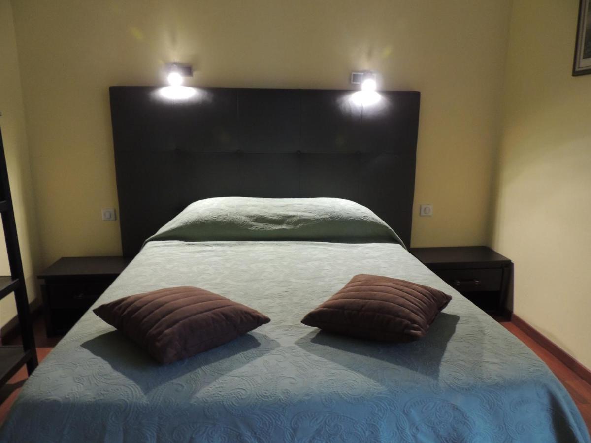 Le Jardin Des Cygnes Bed & Breakfast Pineuilh Bagian luar foto