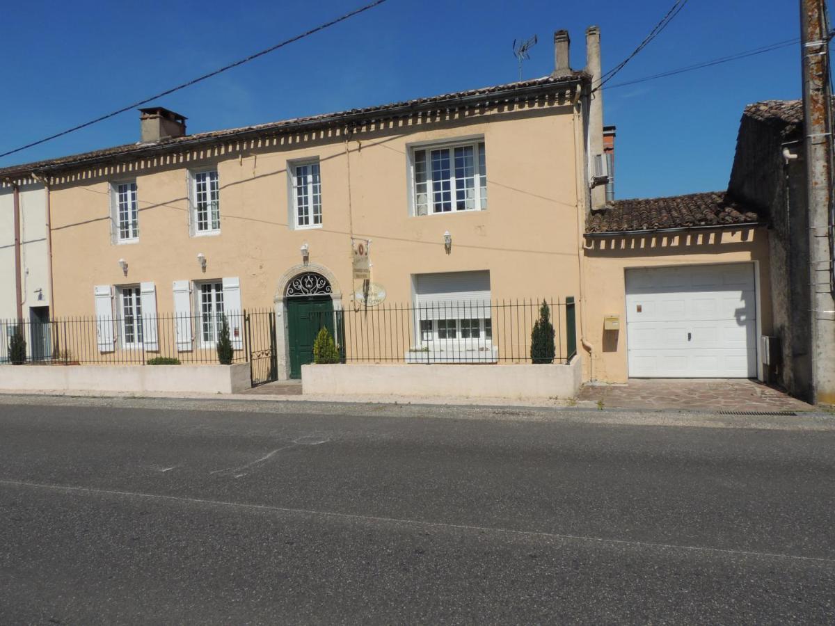 Le Jardin Des Cygnes Bed & Breakfast Pineuilh Bagian luar foto